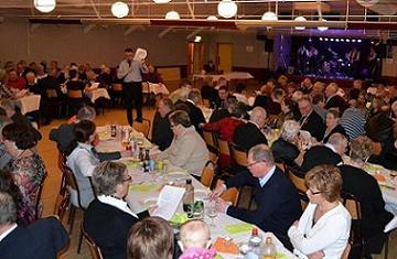 utk_arsmote_2012_028_fest_middag_liten.jpg